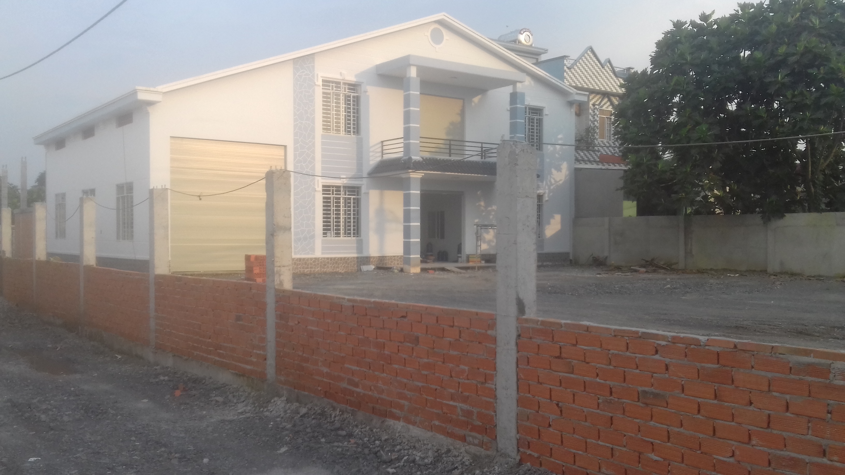 CHO THUÊ NHÀ XƯỞNG HÓC MÔN. -