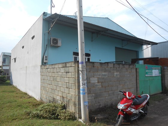 CHO THUÊ NHÀ XƯỞNG HÓC MÔN. -