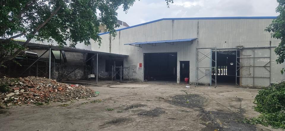 CHO THUÊ NHÀ XƯỞNG HÓC MÔN. -